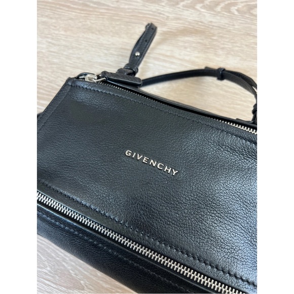Givenchy Mini Pandora in Black Grained Leather - Picture 3 of 8